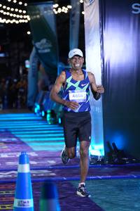 BIB: 4606
                            <button type="button" onclick="openModal(26223577)" class="btn btn-primary btn-sm float-right btn-popup" data-toggle="modal" data-target=".modal-high-quality">
                        <i class="fas fa-shopping-cart"></i> Add to Cart
                    </button>
                                            <button type="button" onclick="isThisMe(26223577, true)" class="btn btn-success btn-sm float-right btn-popup btn-isme hidden" data-toggle="tooltip" data-placement="bottom" title="นี่คือรูปของคุณใช่ไหม คลิกที่นี่เพื่อเอาเข้าอัลบั้ม">
                        <i class="fas fa-plus"></i> Add to album
                    </button>
                    <button type="button" onclick="isThisMe(26223577, false)" class="btn btn-warning btn-sm float-right btn-popup btn-isnotme hidden">
                        <i class="fas fa-ban"></i> Remove from album
                    </button>